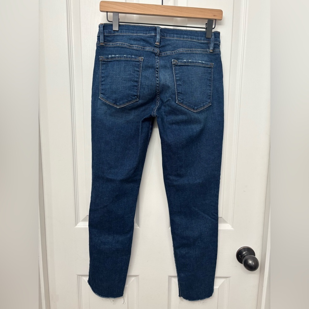 Dark Wash Skinny Crop Jeans | FRAME Size 29 - Picture 9 of 12